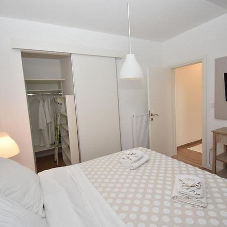 Apartmani Julija Vodice Eksteriør billede