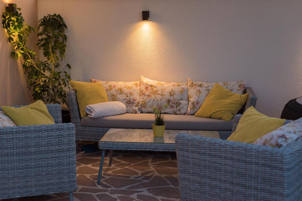 Apartmani Julija Vodice Eksteriør billede